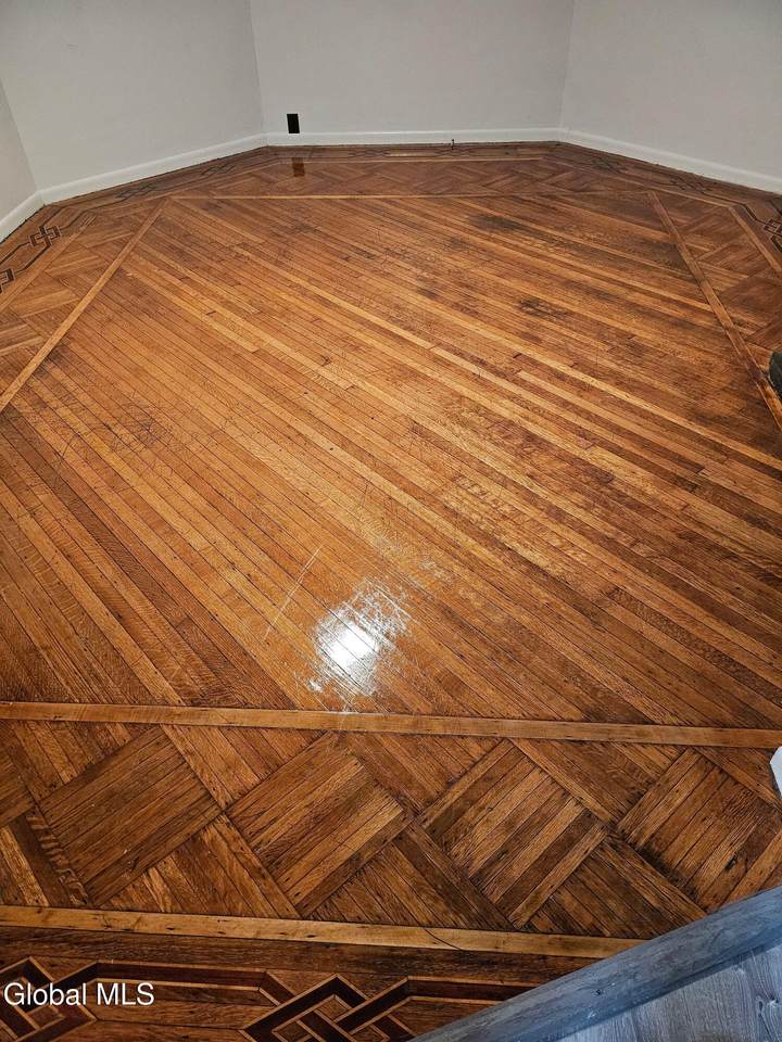 850 Union Street - Photo 1