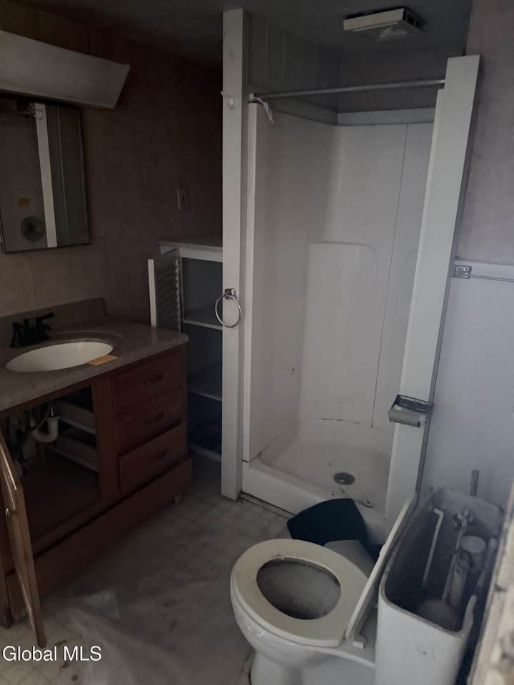 28 Pine Street - Photo 1