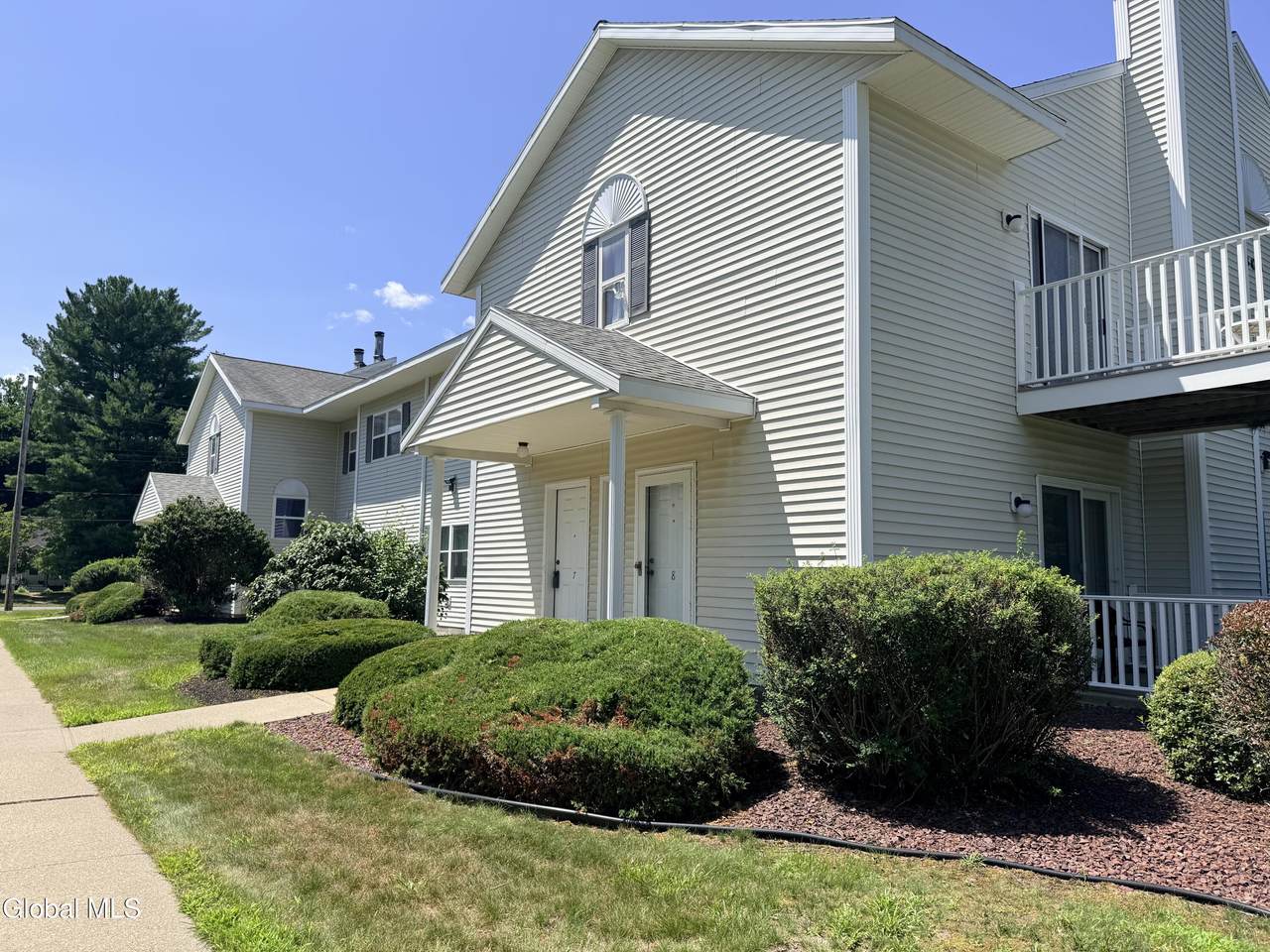 807 Cambridge Manor Drive - Photo 1