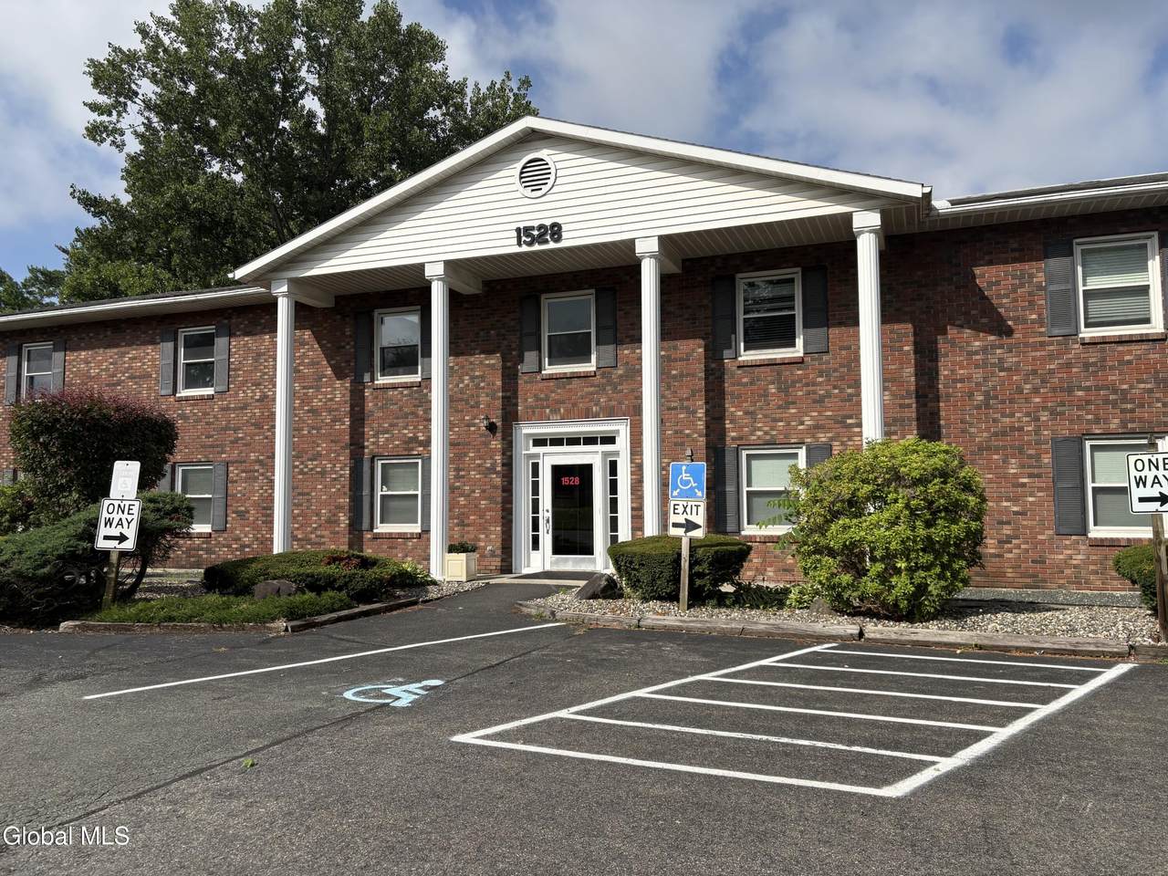 1528 Columbia Tpke Turnpike - Photo 1