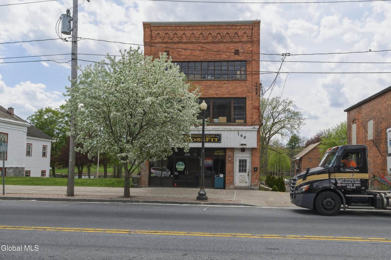 143 Broadway - Photo 1