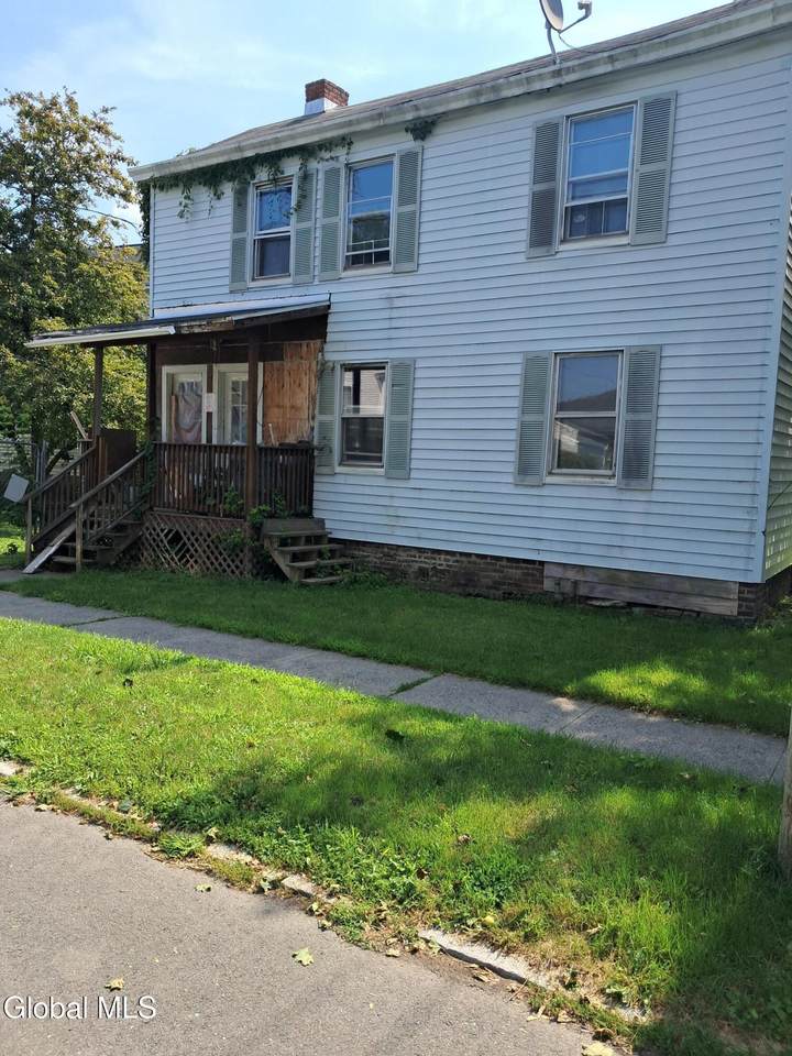 212 2nd Avenue - Photo 1