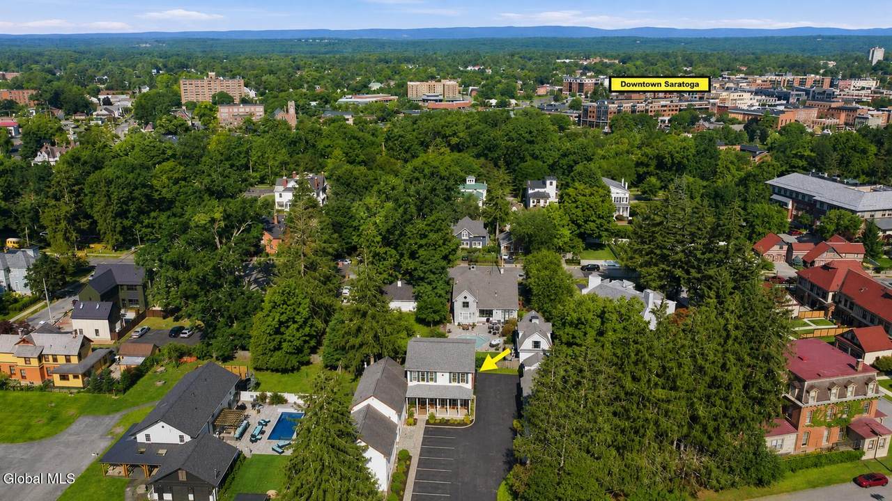 11 Cottage Street - Photo 1