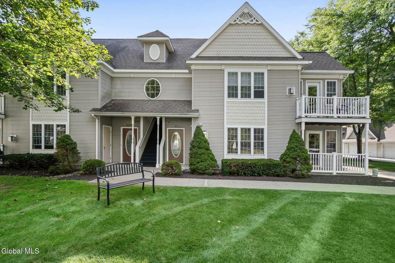 502 Mallards Pond Lane - Photo 1