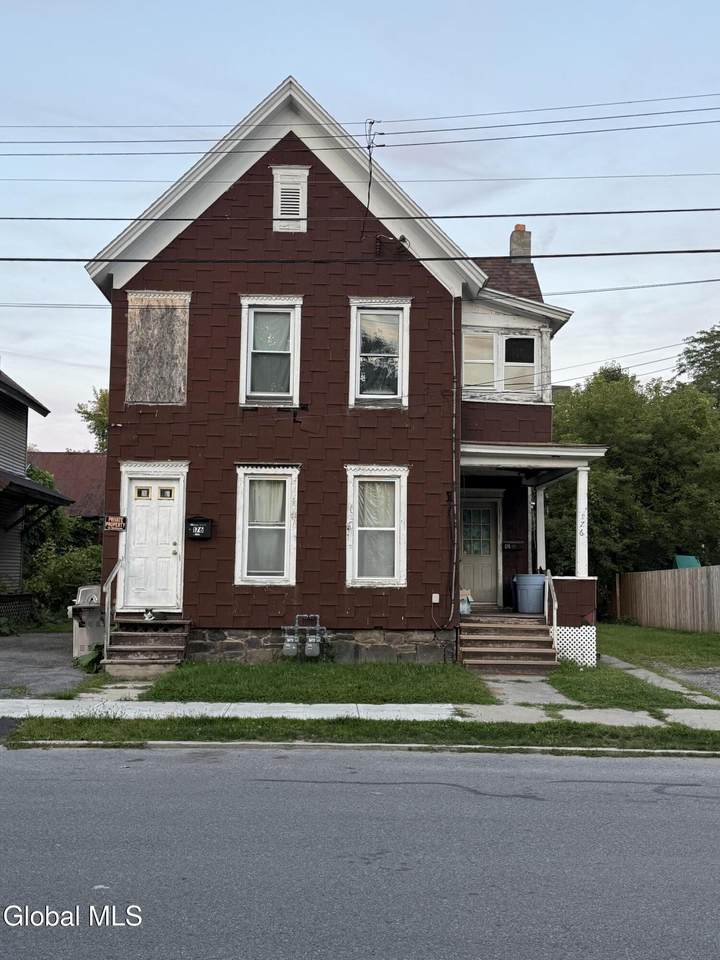 176 Arlington Avenue - Photo 1
