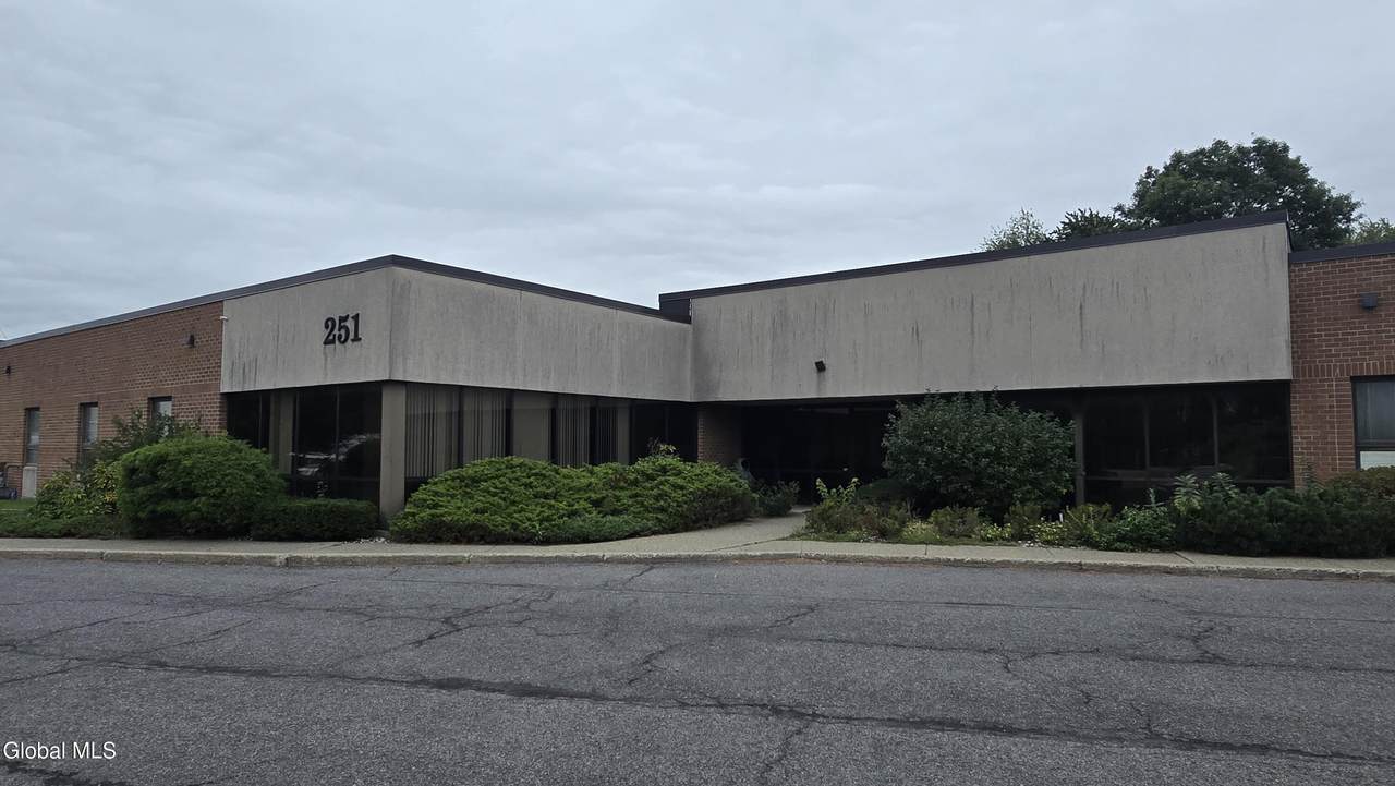 251 New Karner Road - Photo 1