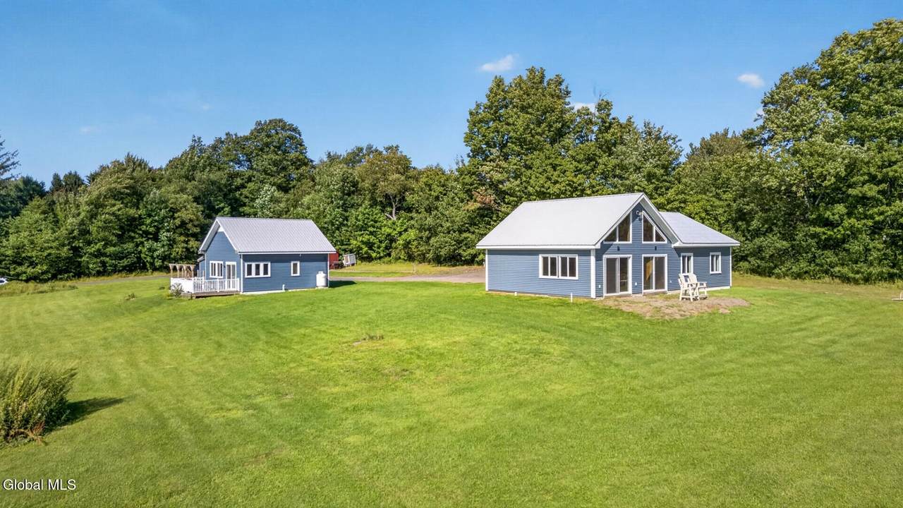 690 Smith Road - Photo 1