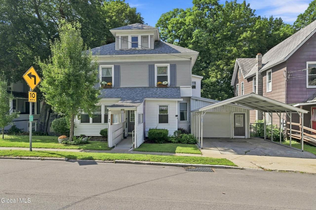 64 Moyer Street - Photo 1
