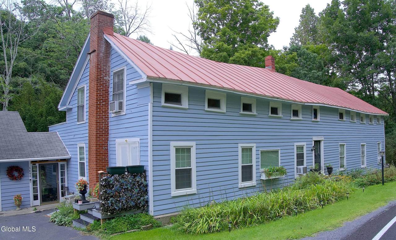 1499 Huntersland Road - Photo 1