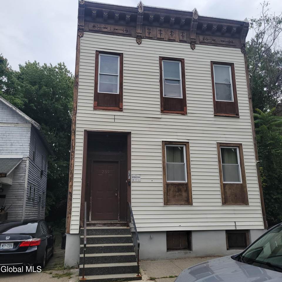 https://bt-photos.global.ssl.fastly.net/capital/1280_boomver_1_202625709-2.jpg