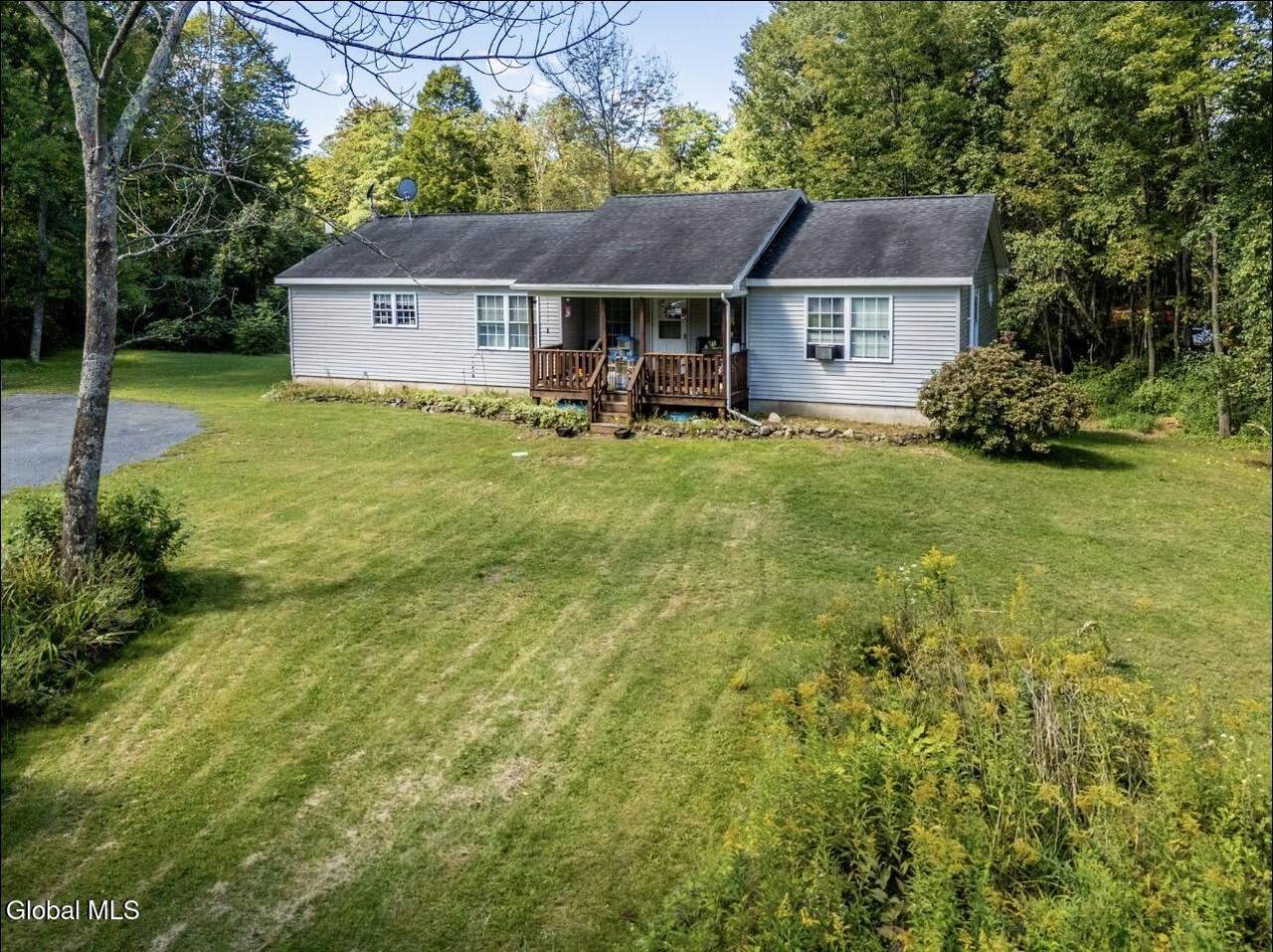 157 Hicks Road - Photo 1