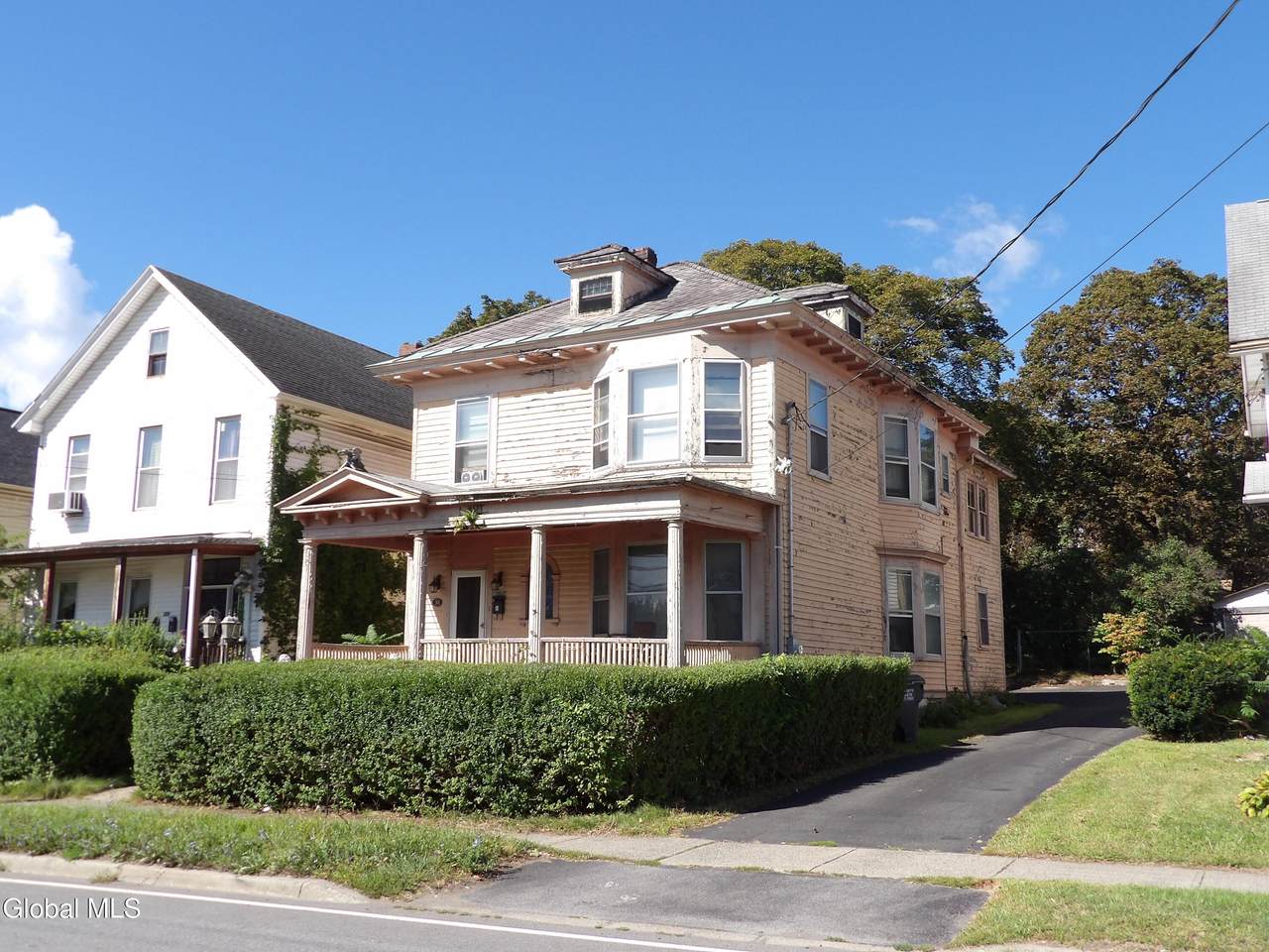 50 Saratoga Avenue - Photo 1