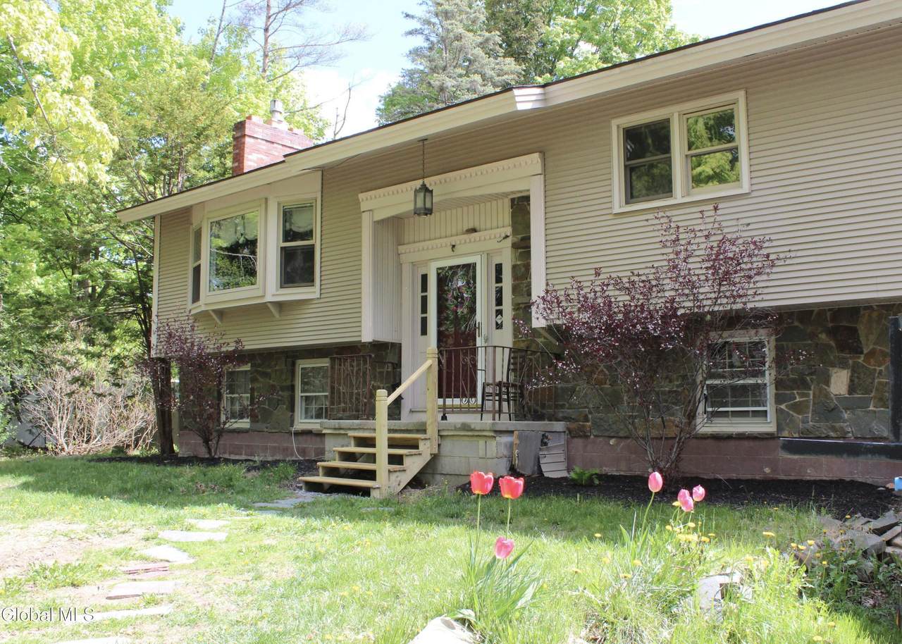 482 Sweetman Road - Photo 1
