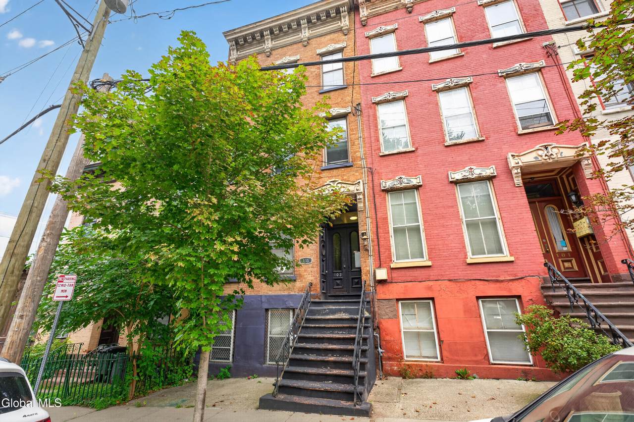 103 Ten Broeck Street - Photo 1