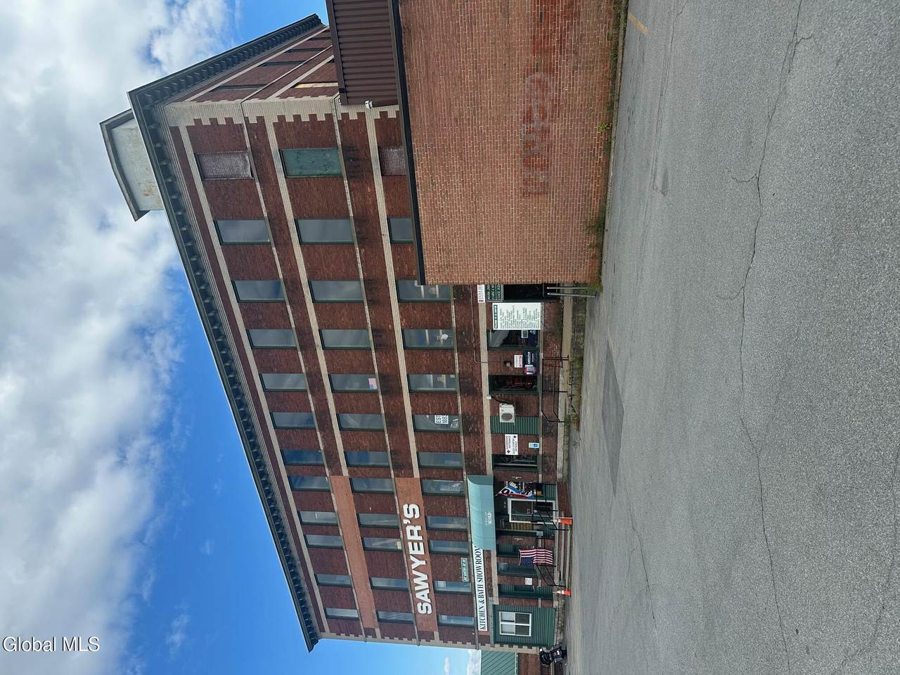 64 Glen Street - Photo 1