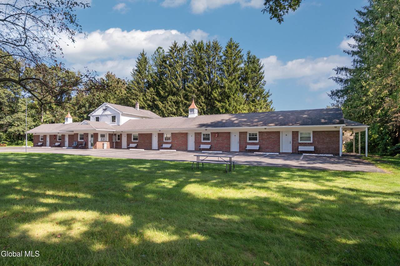 660 Saratoga Road - Photo 1