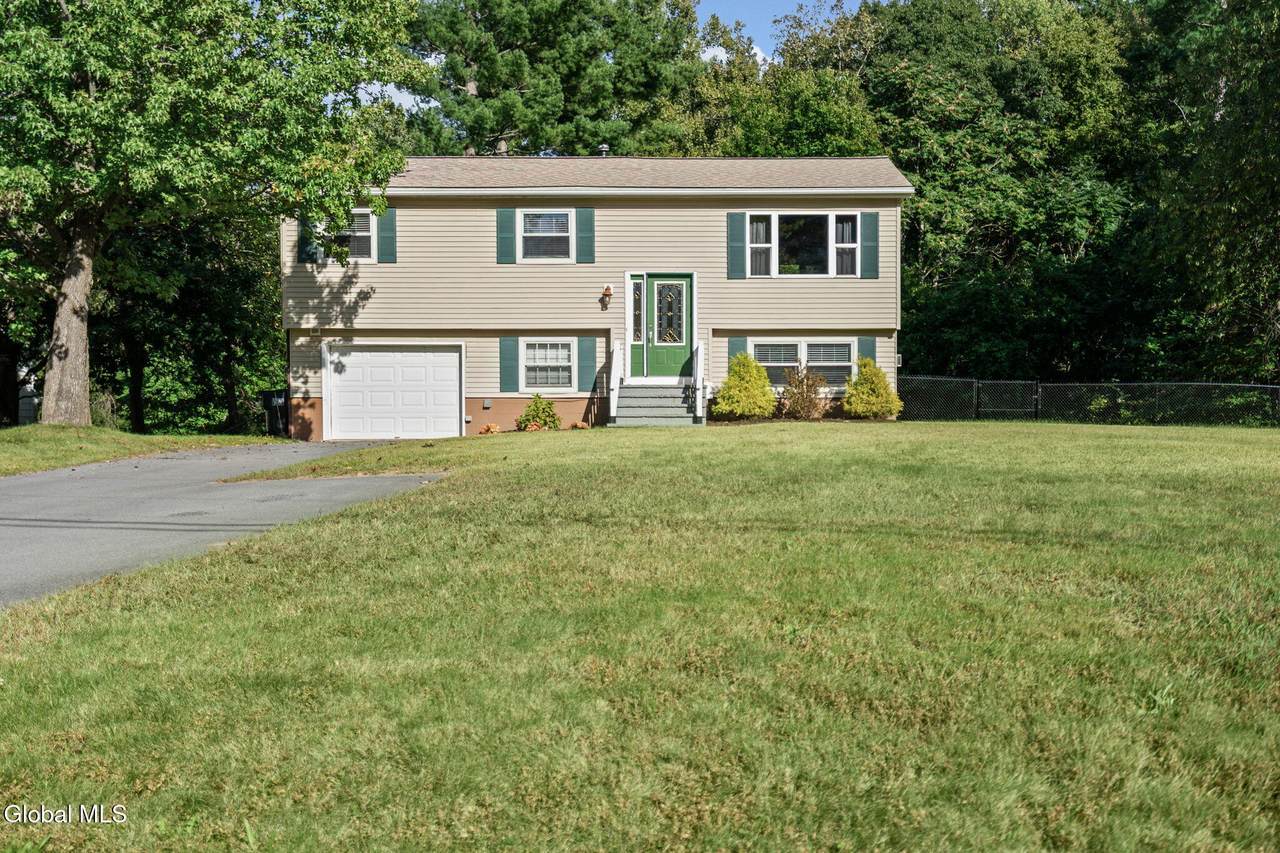 1 Dorsman Drive - Photo 1