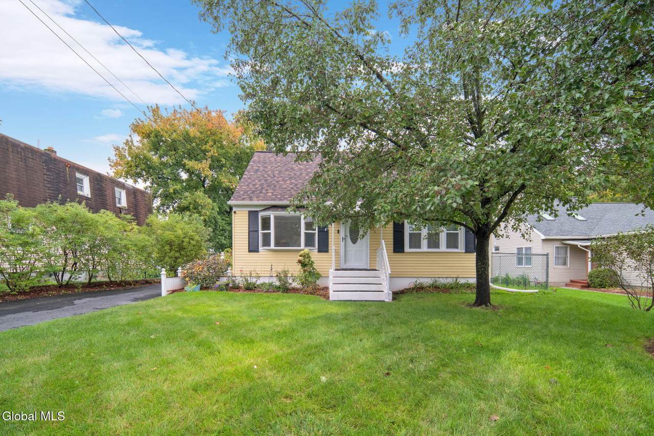 125 Fort Hunter Road - Photo 1