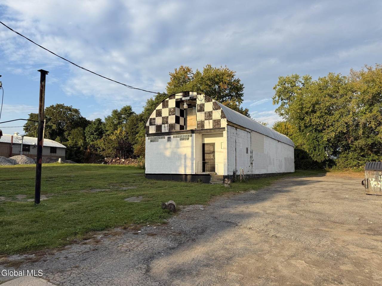 https://bt-photos.global.ssl.fastly.net/capital/1280_boomver_1_202627479-2.jpg