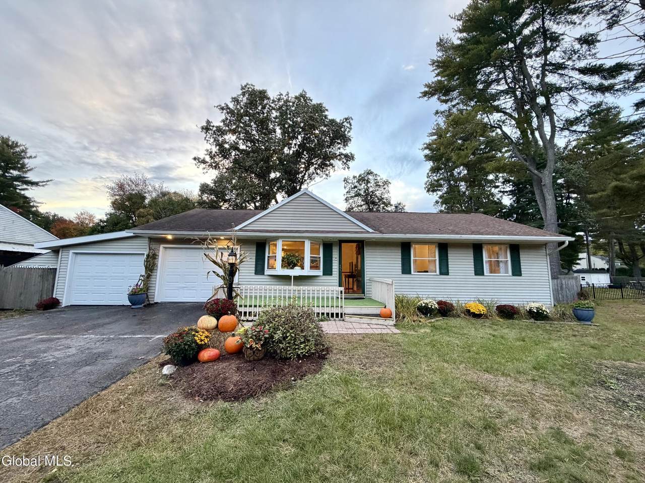 9 Hathorn Boulevard - Photo 1