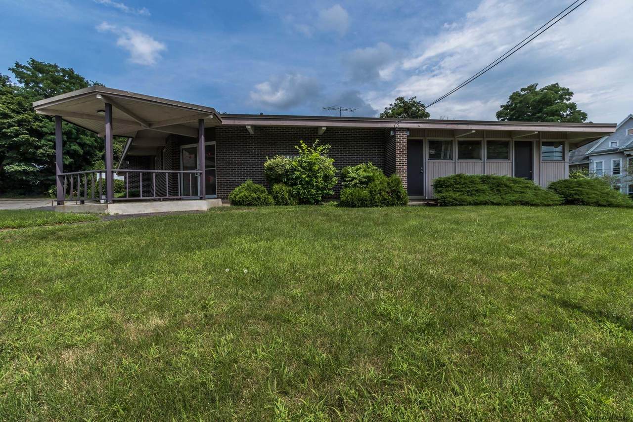 191 Guy Park Av - Photo 1