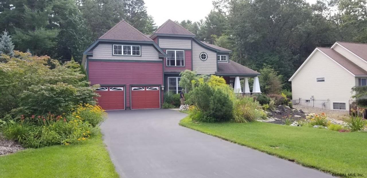 69 Cobble Hill Dr - Photo 1