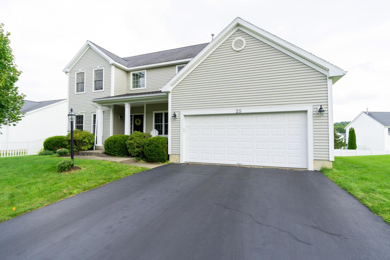 25 Janine Dr - Photo 1