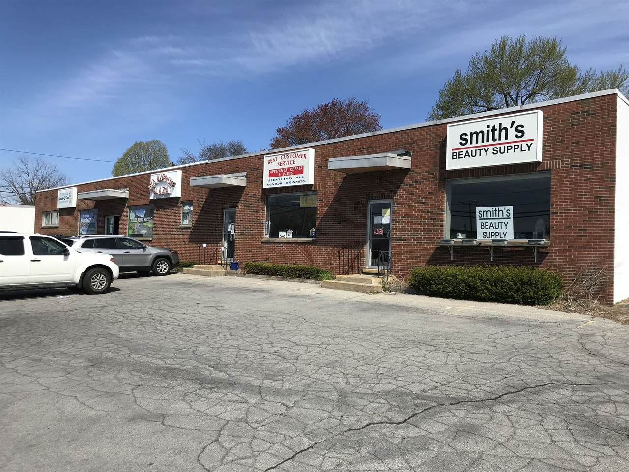 88 Dix Av - Photo 1