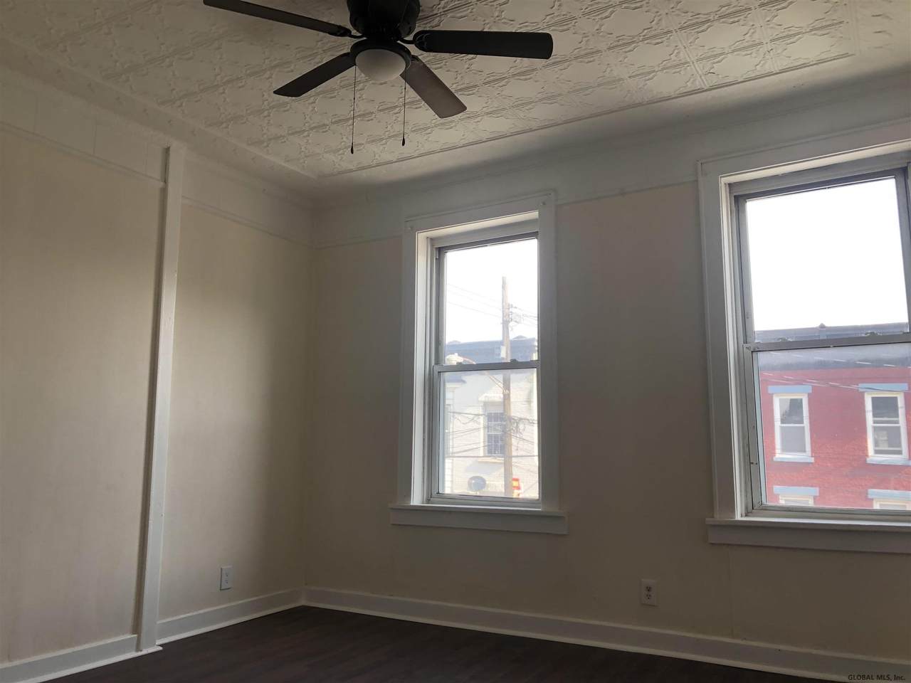 115 Adams St - Photo 1