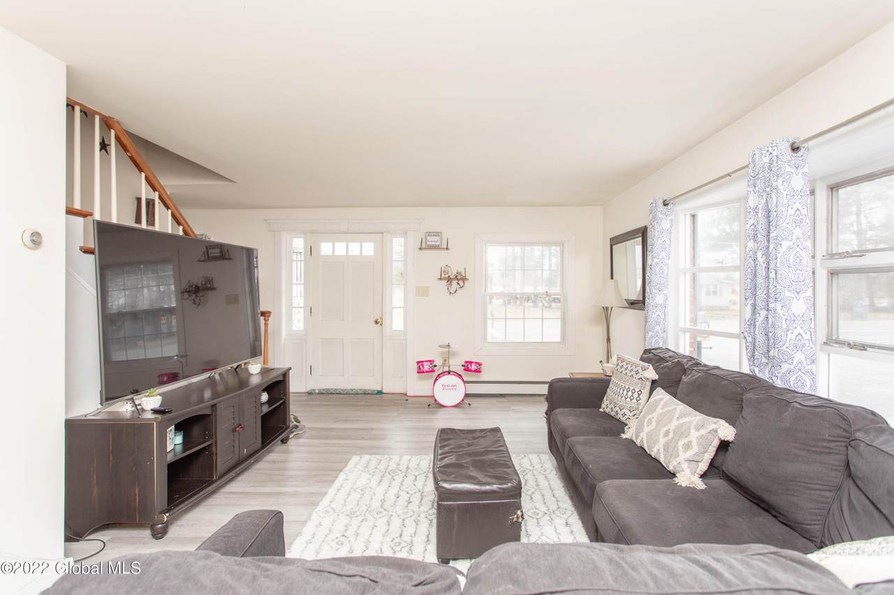 1477 Saratoga Road - Photo 1