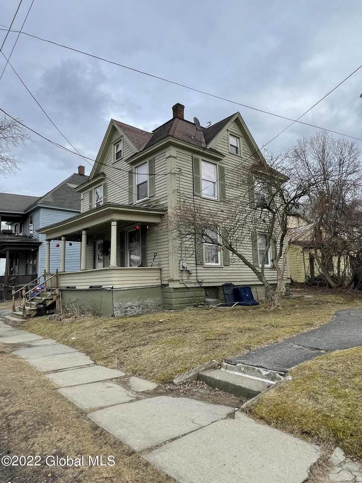 77 Eighth Avenue - Photo 1