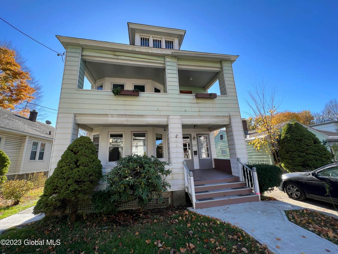 330 Spring Avenue - Photo 1