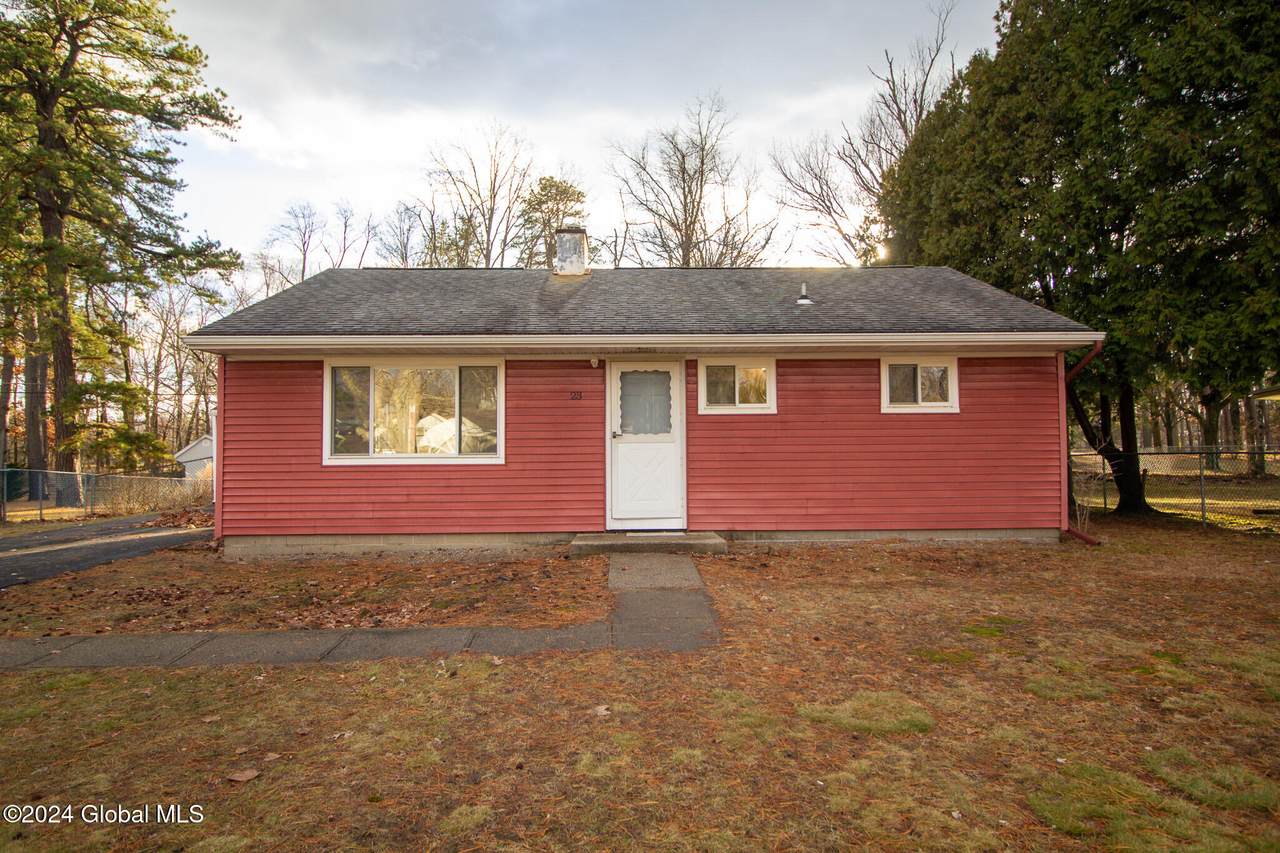 23 Robert Drive - Photo 1