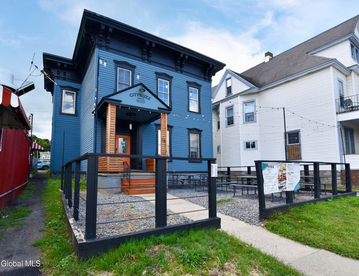 28 Main Street - Photo 1