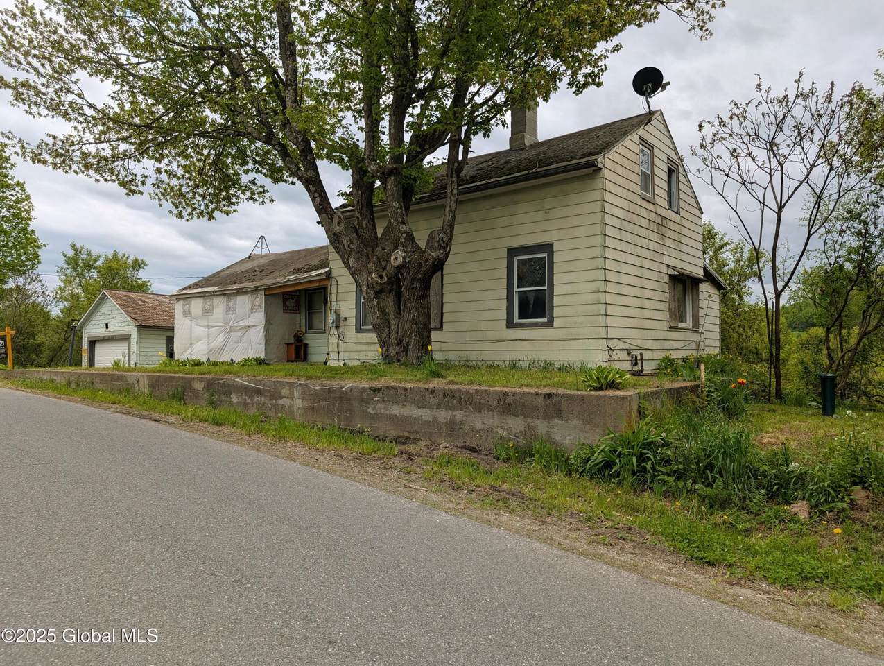 448 Dekalb Road - Photo 1