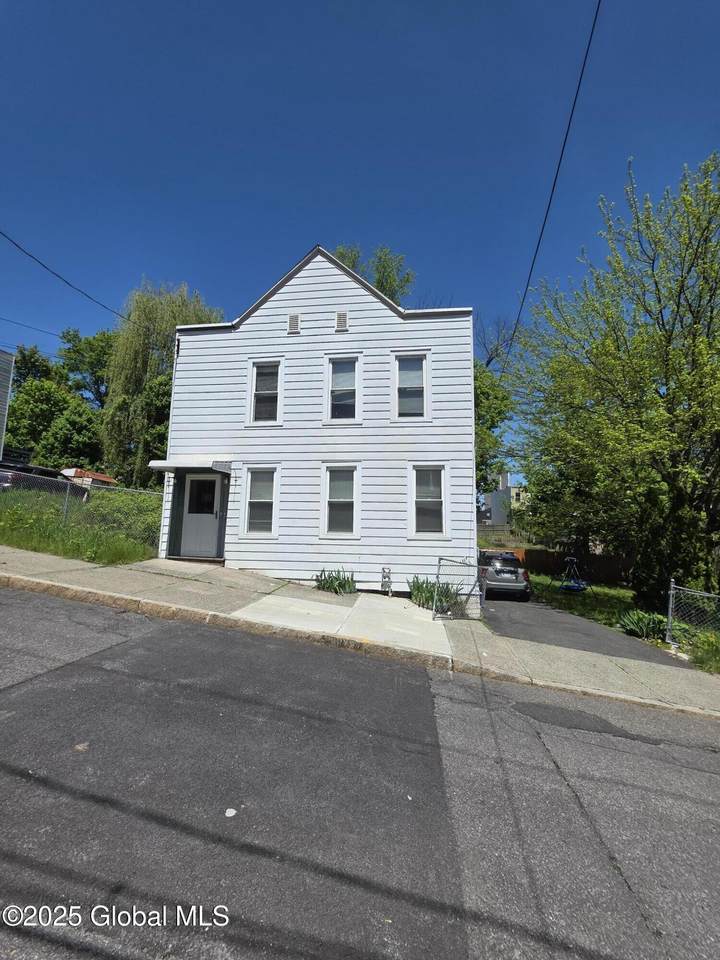 21-23 Liebel Street - Photo 1