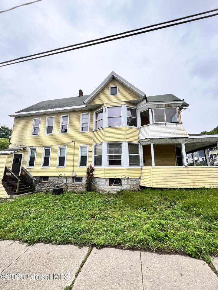 327 E Main St. - Photo 1