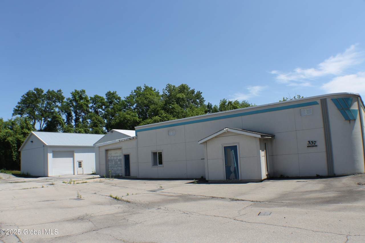 337 Main Street - Photo 1