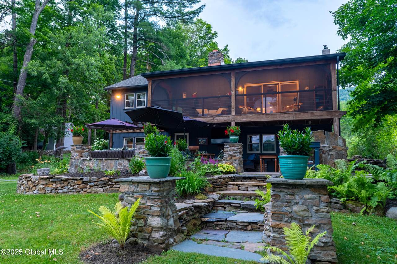 83 Pilot Knob Road - Photo 1