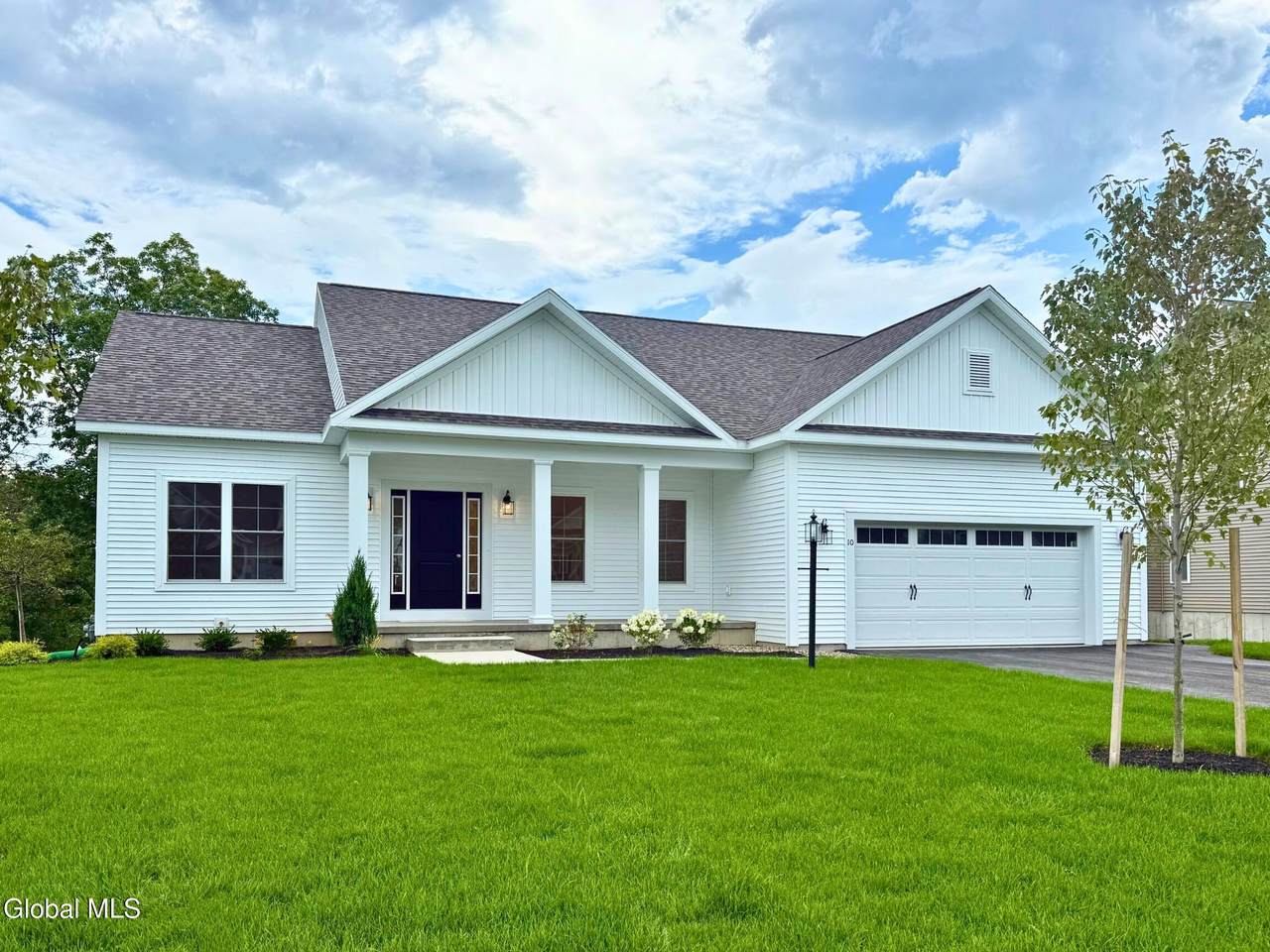 10 Espen Place - Photo 1