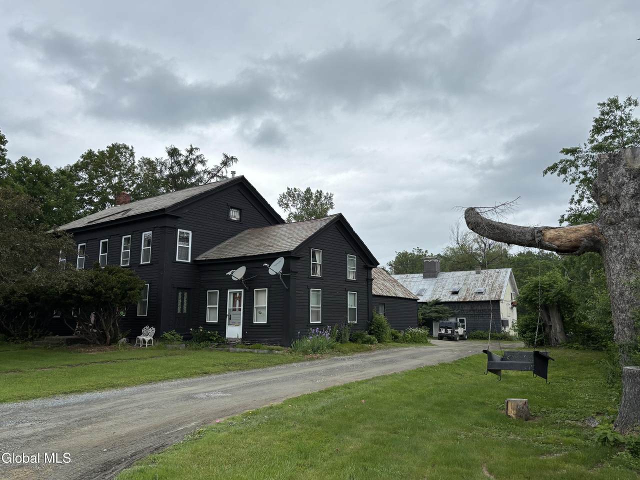 430-432 Ny 43 - Photo 1