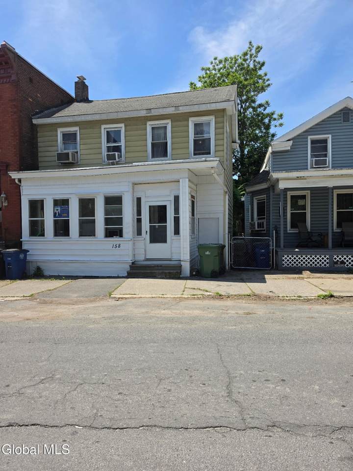 158 Mohawk Street - Photo 1