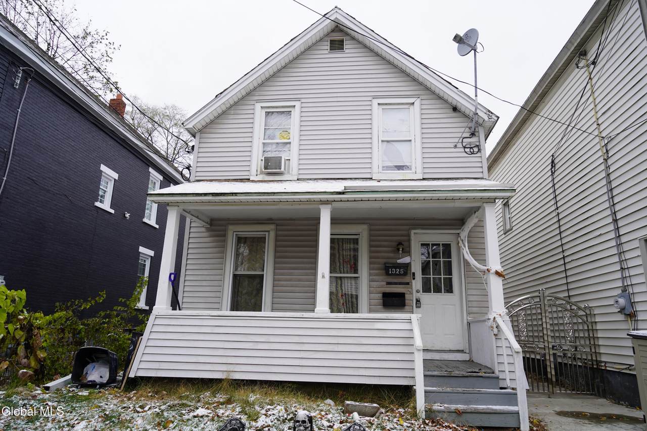 1325 6th Avenue - Photo 1