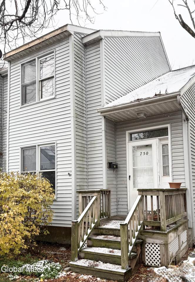 750 Hamilton Street - Photo 1