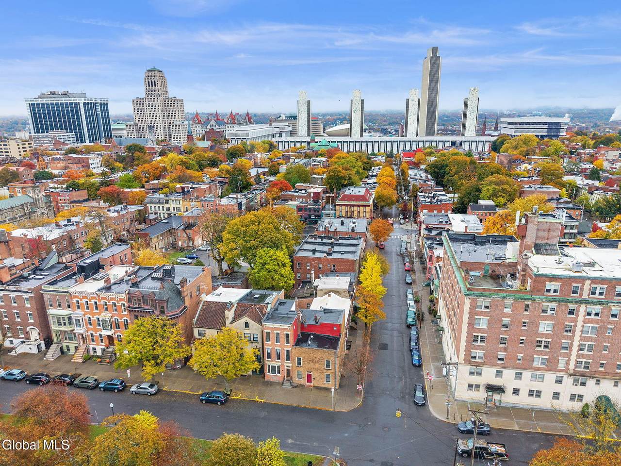 70 Willett Street - Photo 1