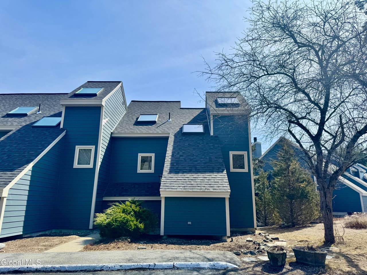 21 Juniper Hill Drive - Photo 1
