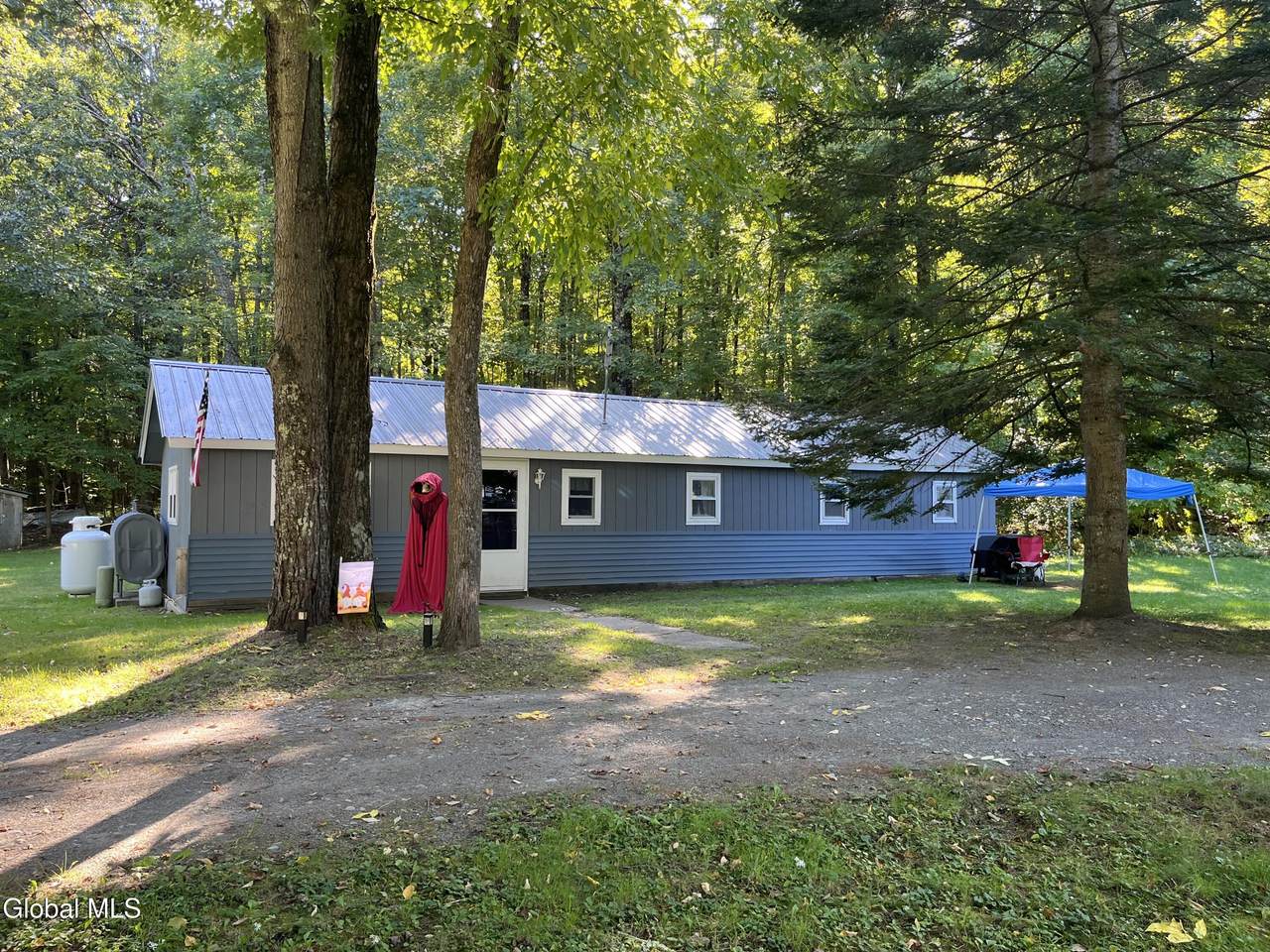 326 Middle Road - Photo 1