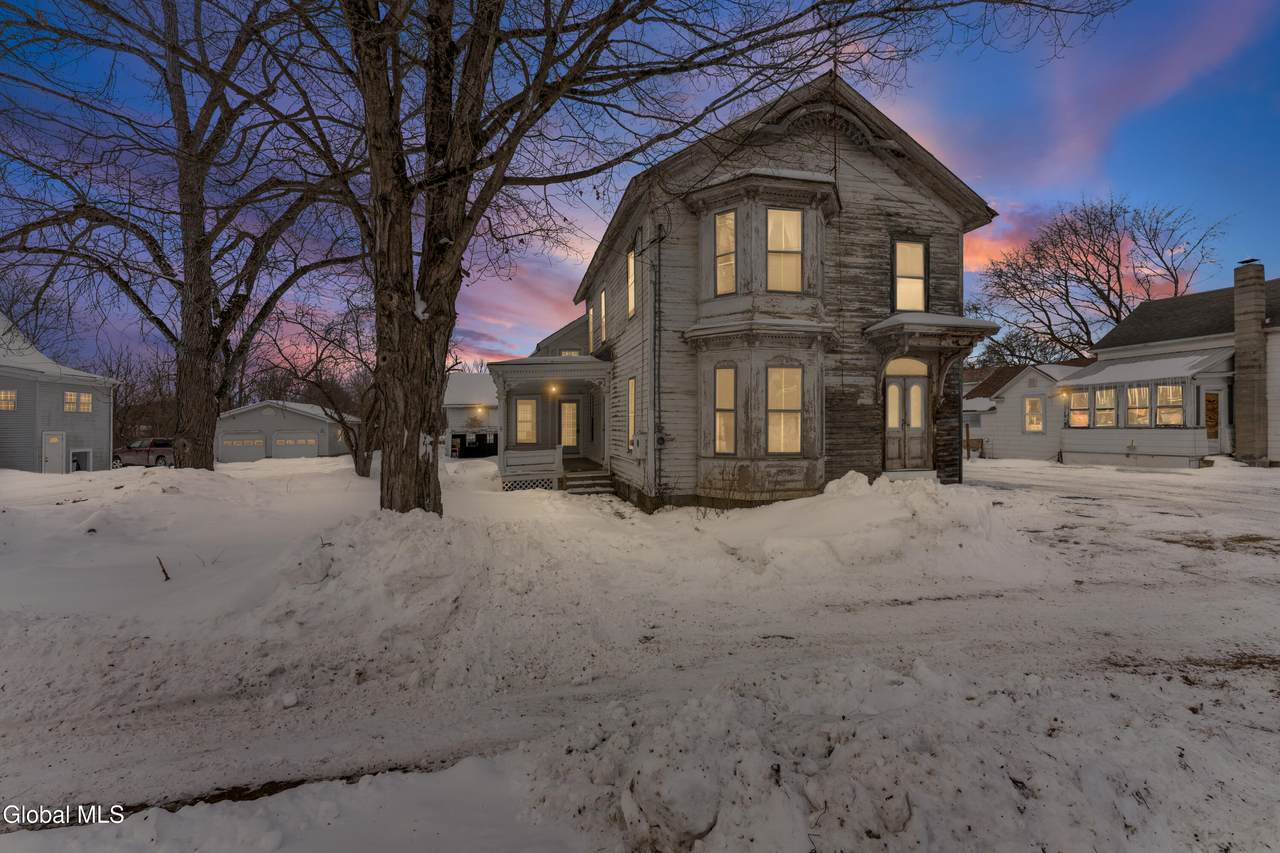 39 East Street - Photo 1