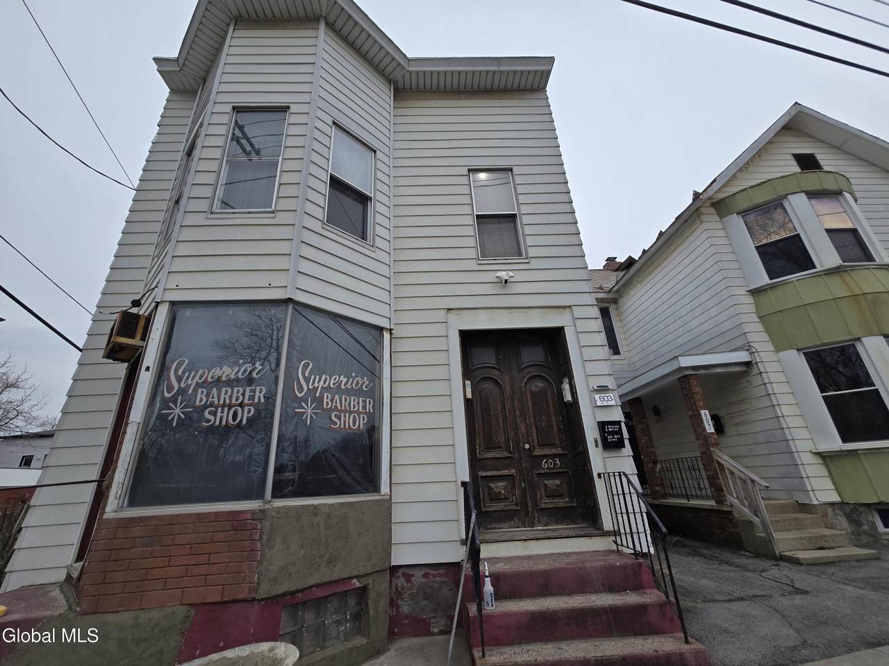603 Nott Street - Photo 1