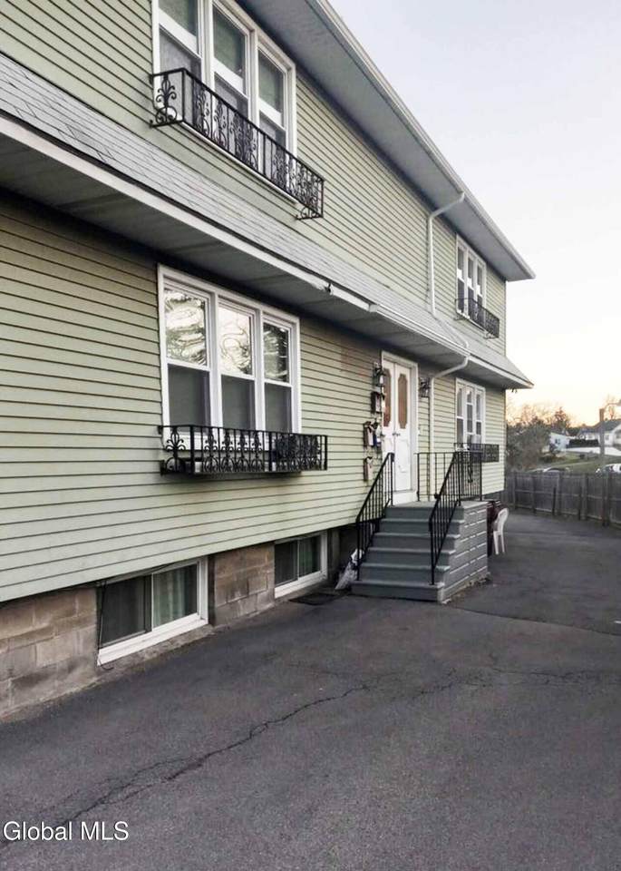 470 Summer Street - Photo 1